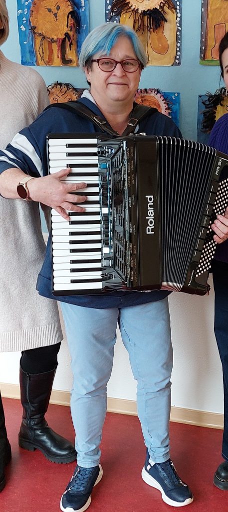 Das aktuelle Bild hat keinen Alternativtext. Der Dateiname ist: Birgit-von-Roden-scaled.jpg