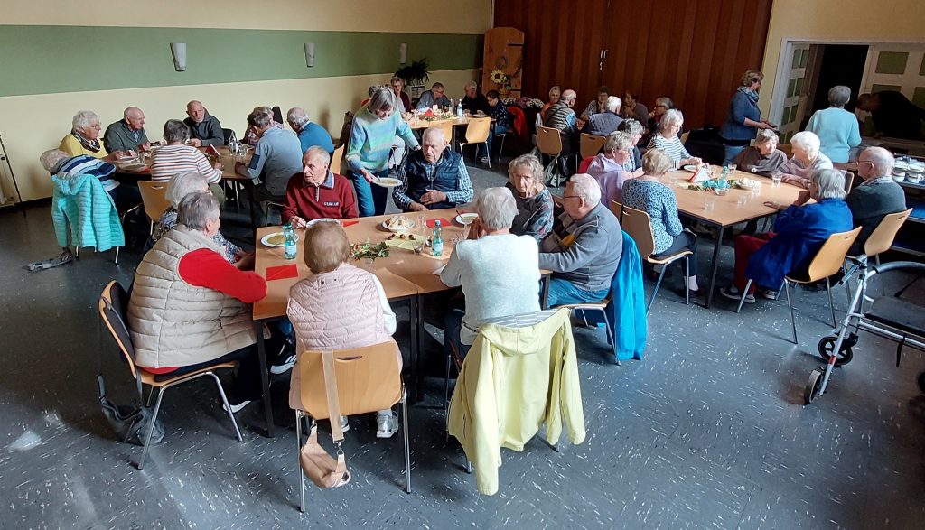 Das aktuelle Bild hat keinen Alternativtext. Der Dateiname ist: DRK-Suppenkueche-scaled.jpg